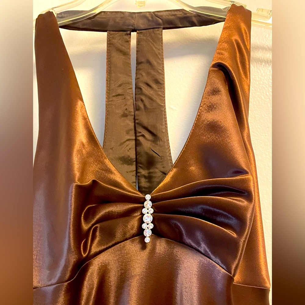 Size 4 Evening Gown floor length with a sm. train. Fit/flare for 5’3” with heels